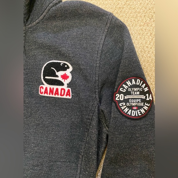 Hudson’s Bay 2014 Sochi Olympic Canada Jacket. Women’s Large. Dark Grey. - Picture 3 of 8